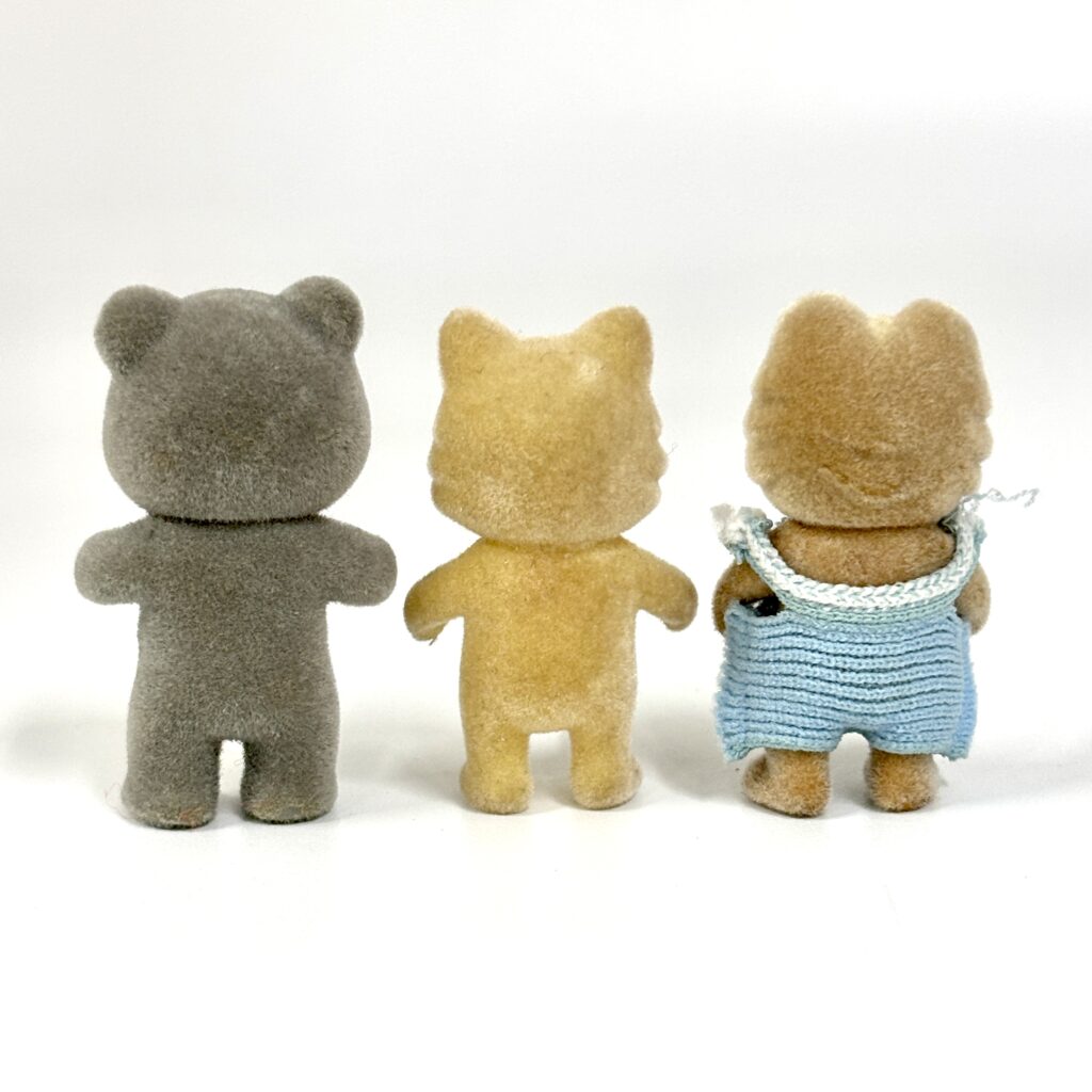 [used] Vintage Gray Bear, Urban Life Cream Cat, and Urban Life Ivory Dog Babies Sylvanian Families Calico Critters
