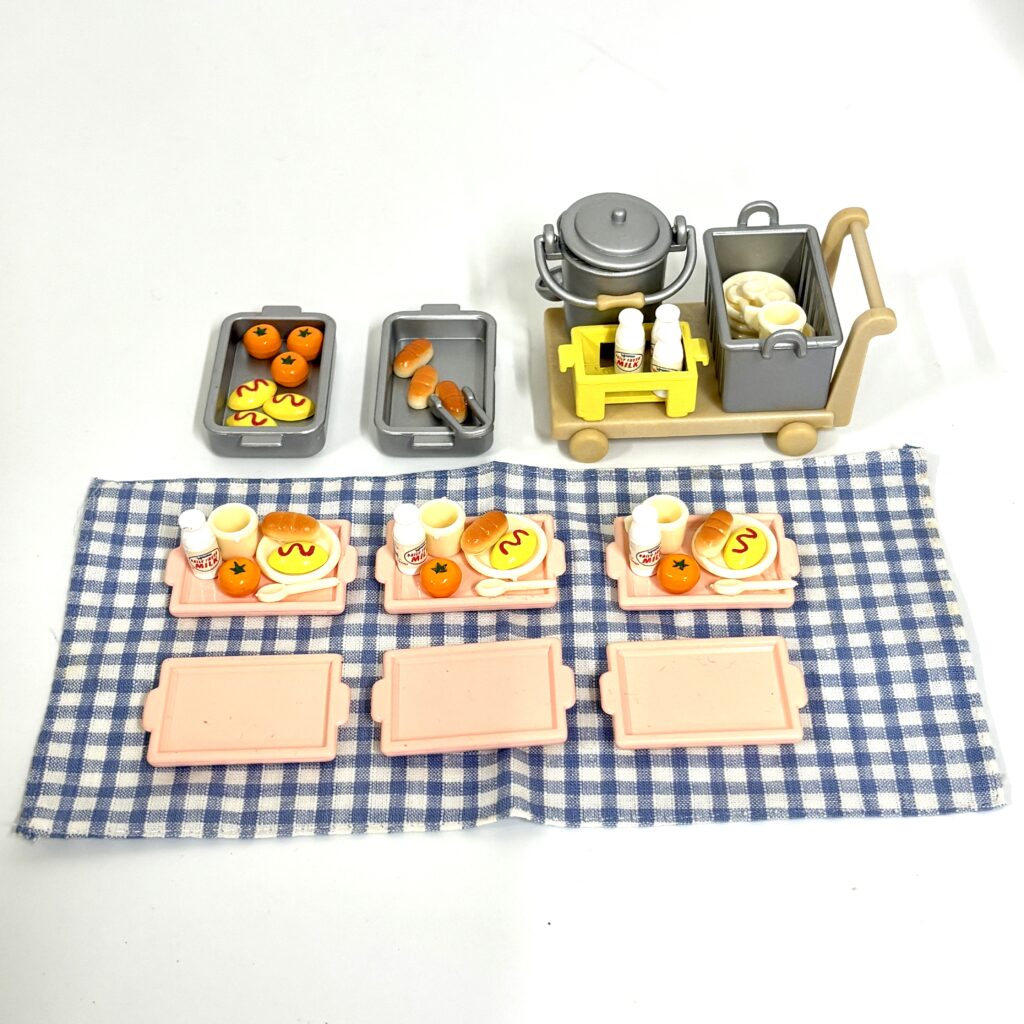 [used] School Lunch Set S-01 Sylvanian Families Calico Critters