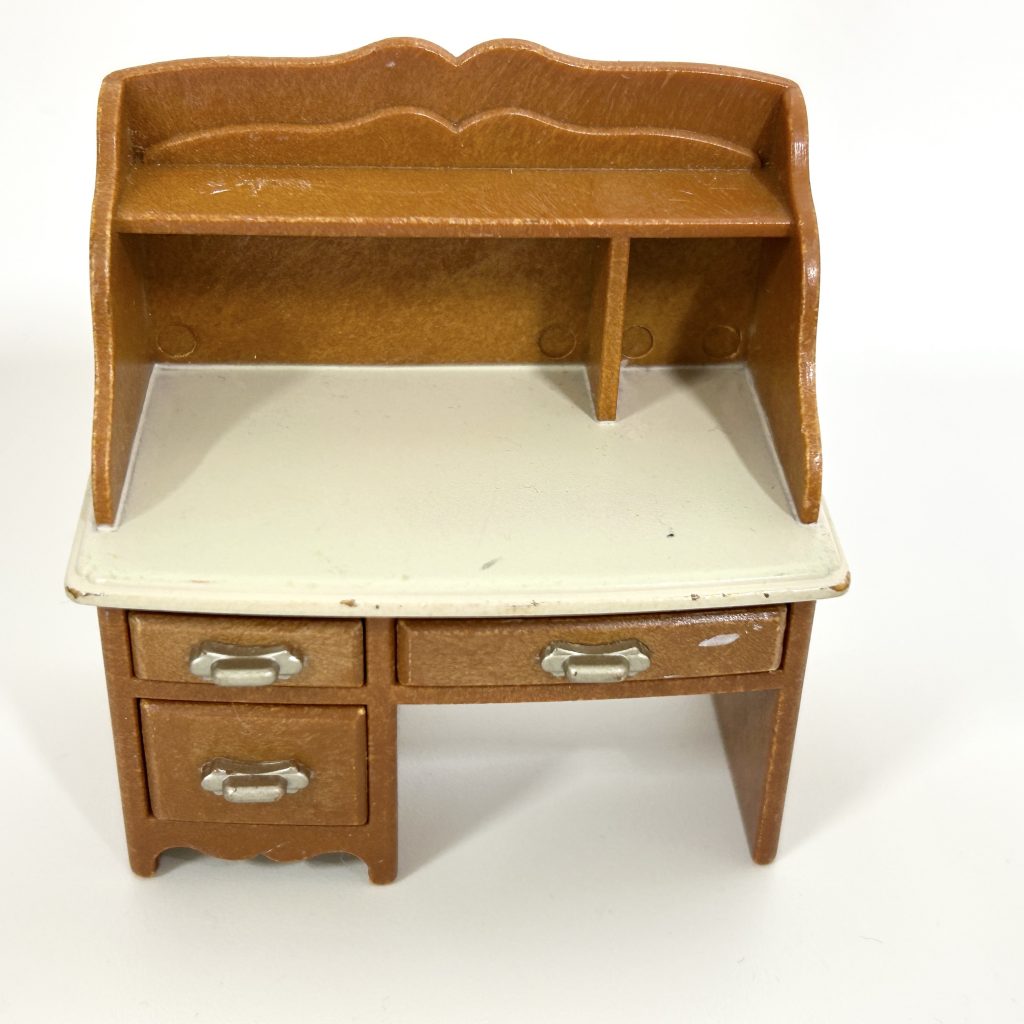 [used] Study Desk Set KA-318 Sylvanian Families Calico Critters