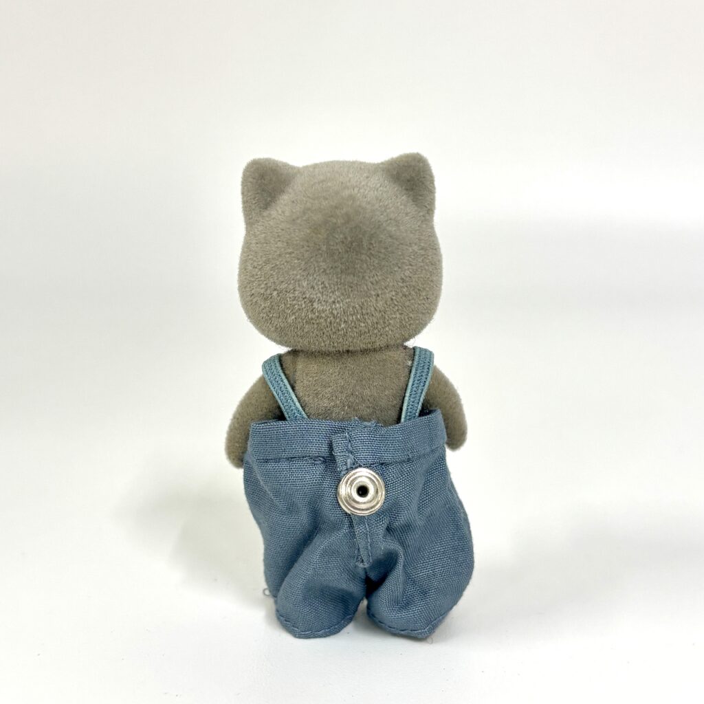 [used] VIntage Raccoon Boy Sylvanian Families Calico Critters