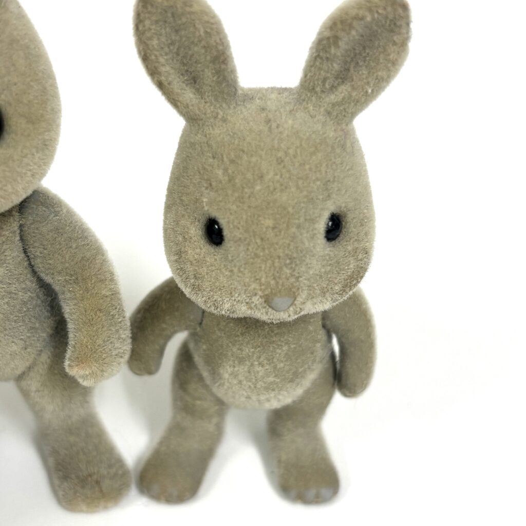 [used] Vintage Gray Rabbit Family Sylvanian Families Calico Critters