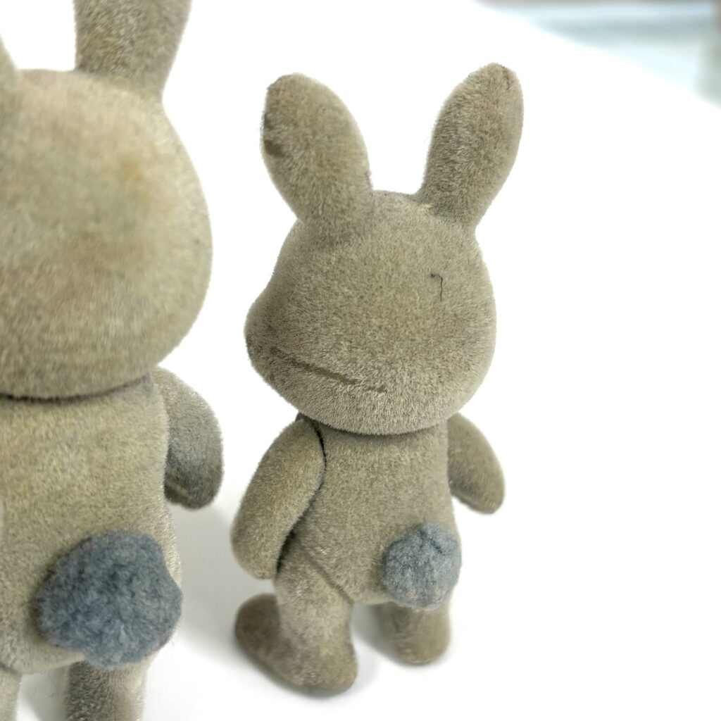 [used] Vintage Gray Rabbit Family Sylvanian Families Calico Critters