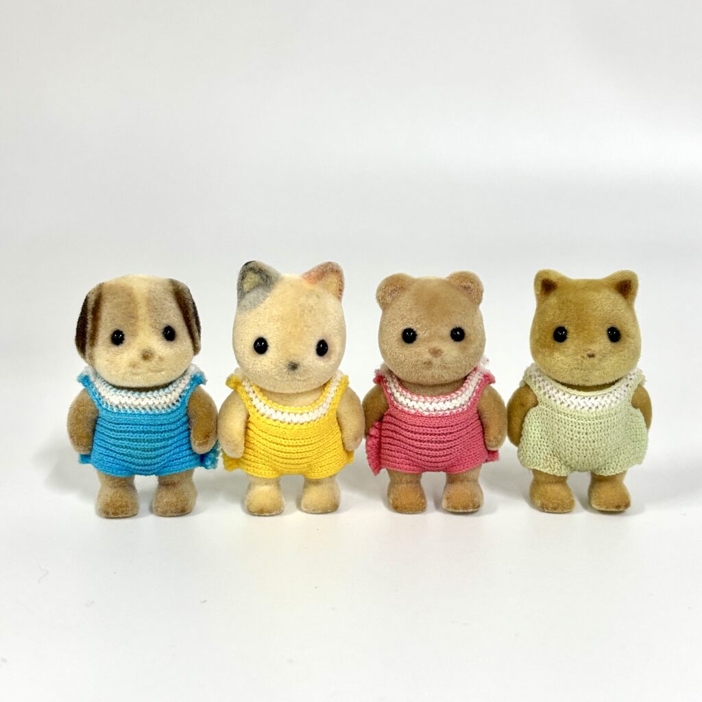 [used] Beagle, Whiskers Spotted Cat, Bear, Fox Babies Sylvanian Families Calico Critters