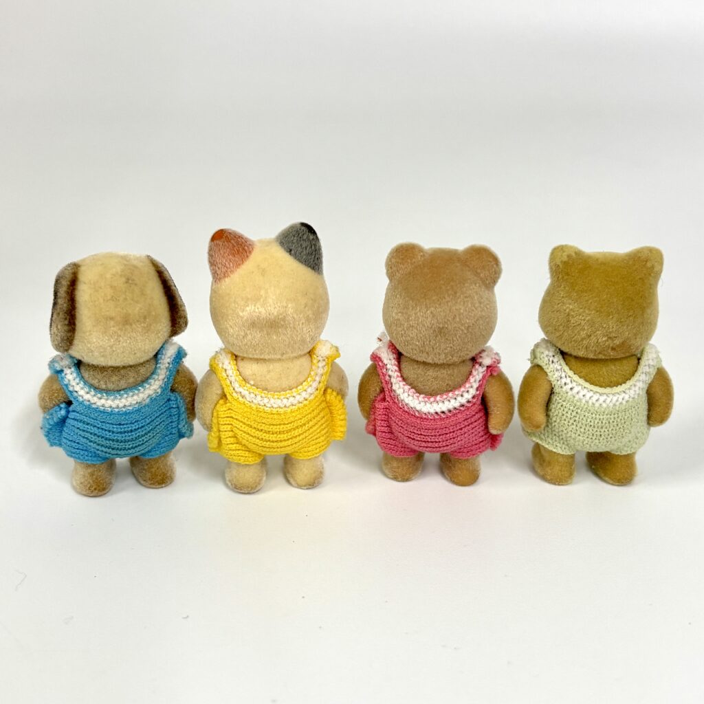 [used] Beagle, Whiskers Spotted Cat, Bear, Fox Babies Sylvanian Families Calico Critters