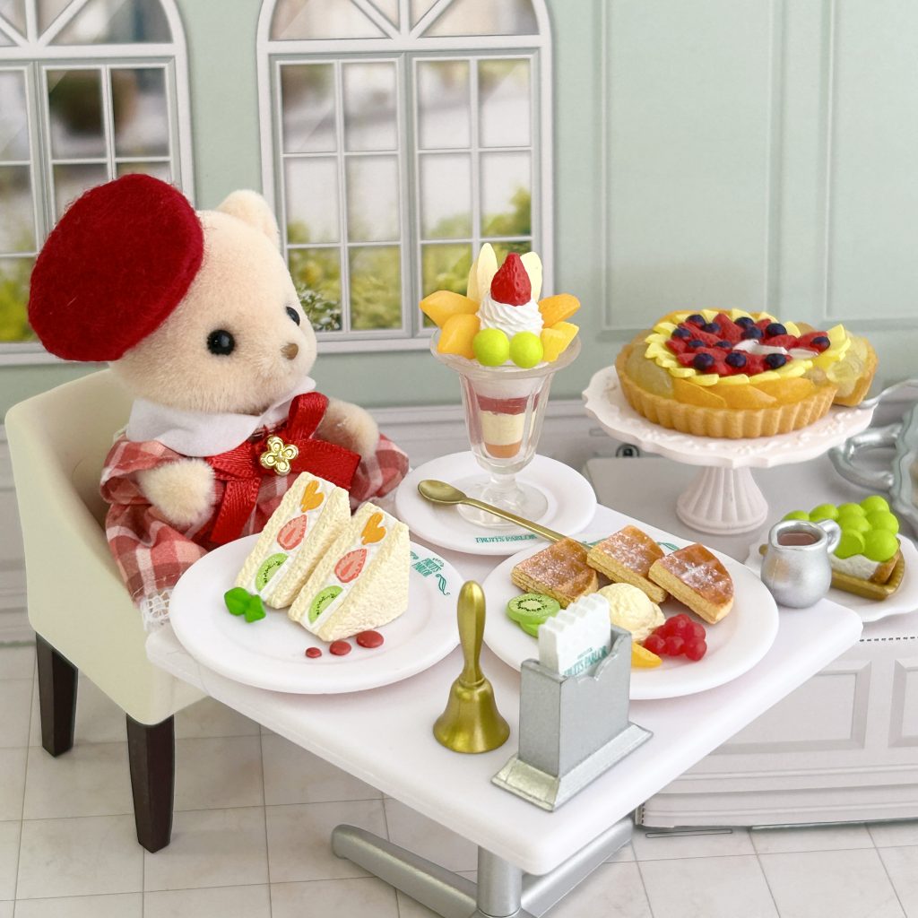 [used] Ensemble complet Petite Fruits Parlor 8 pièces Re-ment