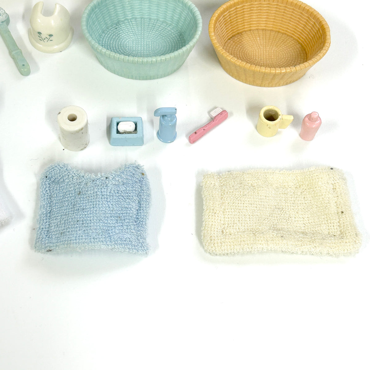 [used] Toilet and Washbasin Set Sylvanian Families Calico Critters