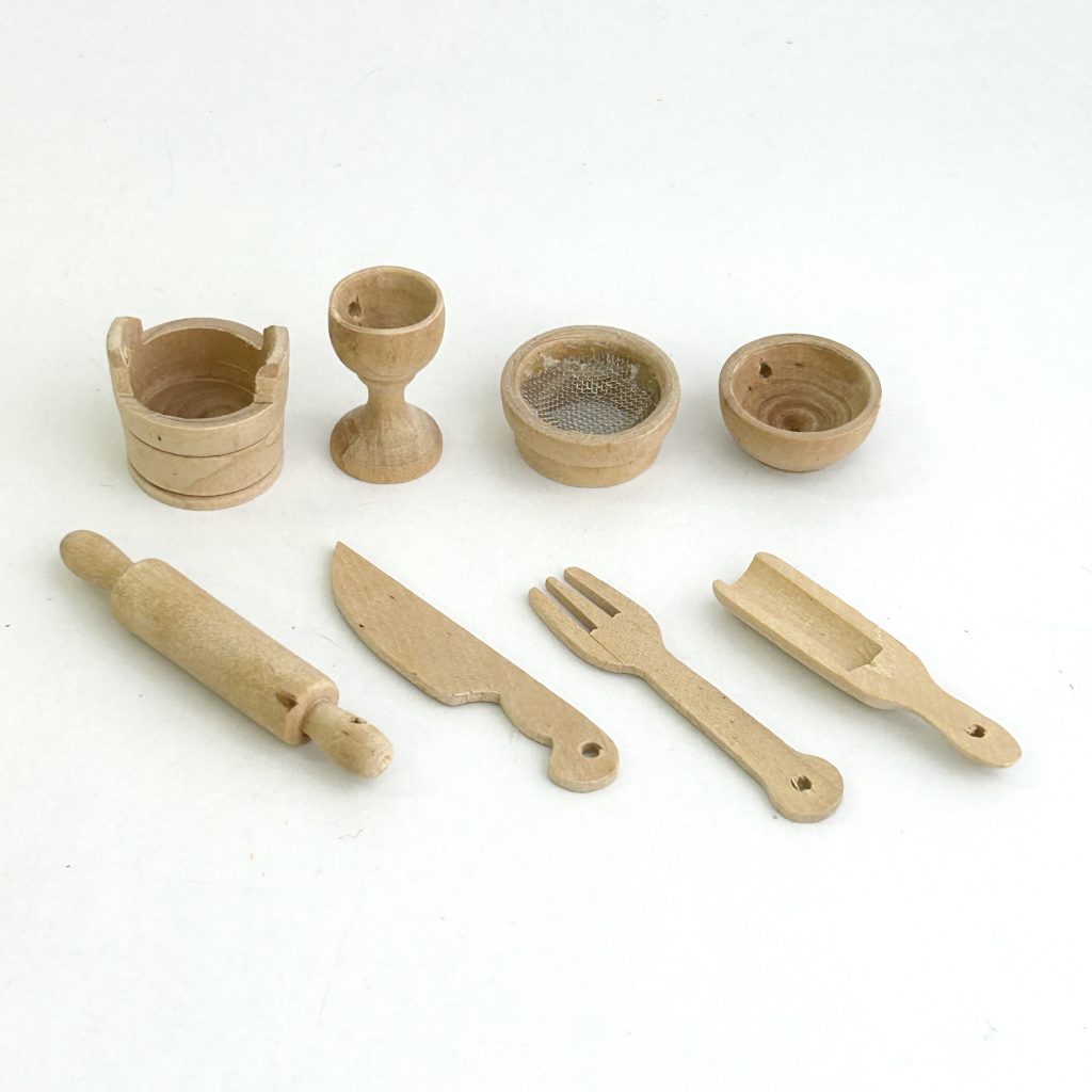 [used] Wooden Accessory Set