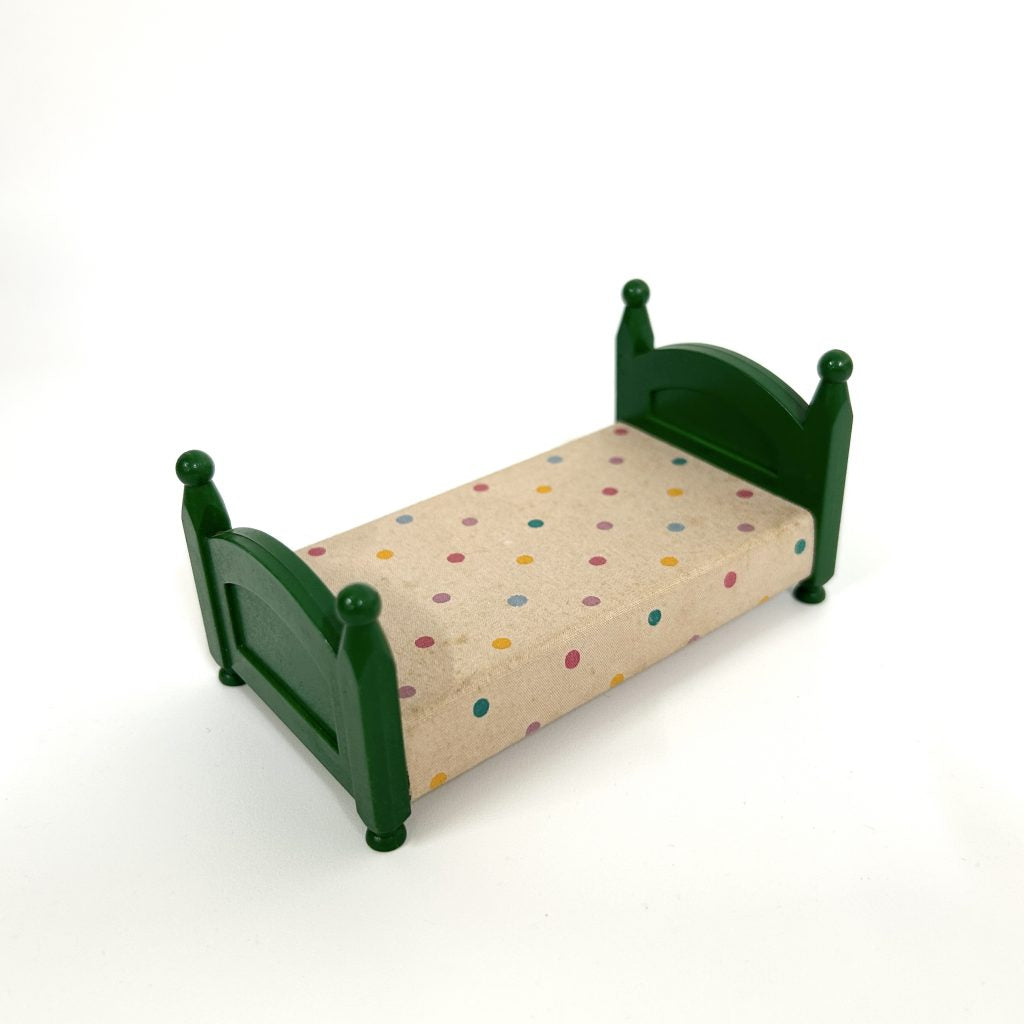 [used] Green bed set Sylvanian Families Calico Critters