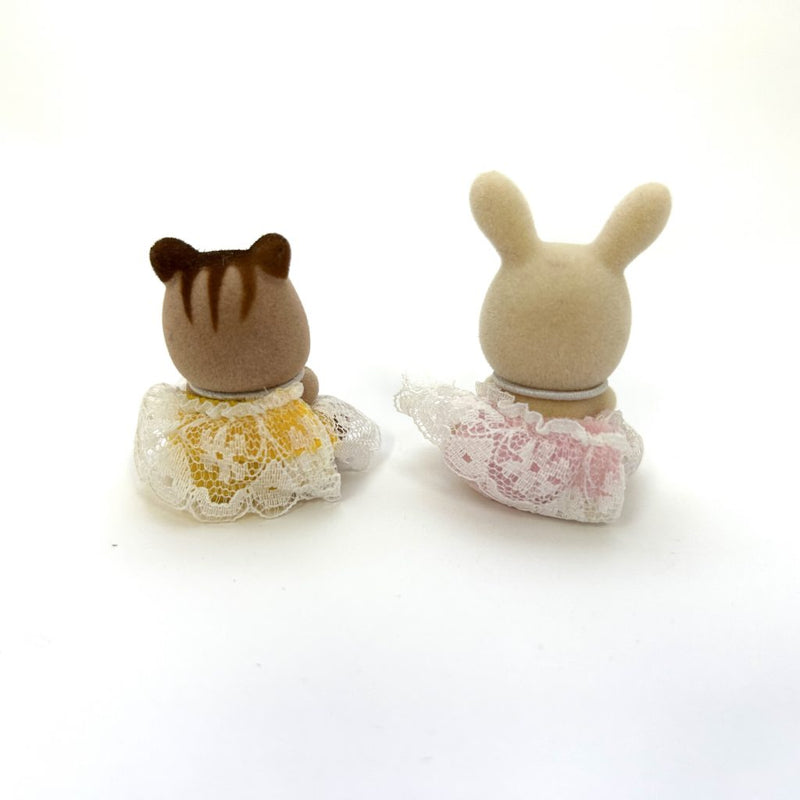 [Used] BABIES MILK RABBIT WALNUT SQUIRREL Epoch Sylvanian Families