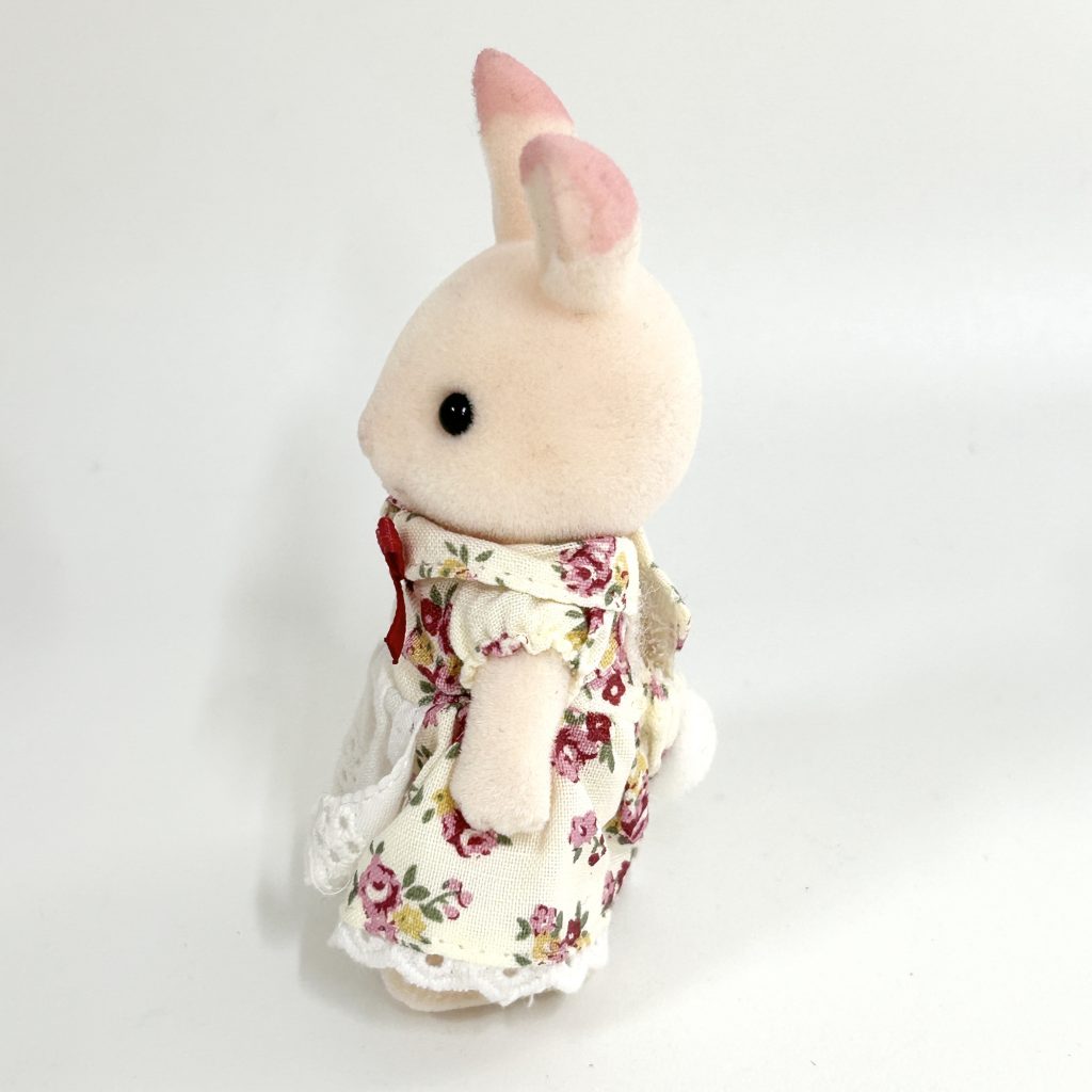 [used] Pink Rabbit Strawberry Rabbit Mother Sylvanian Families Calico Critters