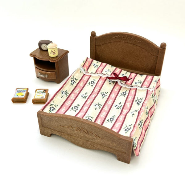 [Used] SEMI-DOUBLE BED FOR BEDROOM KA-512 Epoch Sylvanian Families