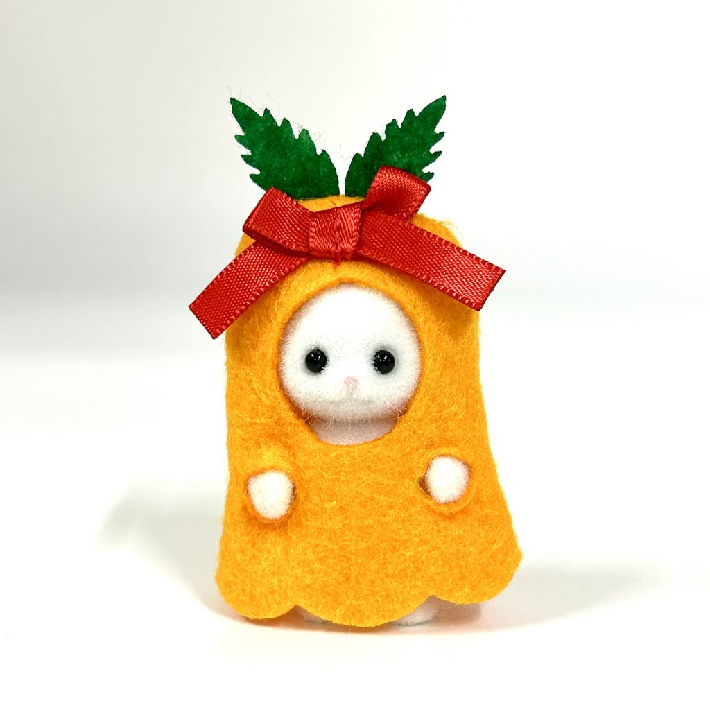 [used] Christmas Bell Persian Cat Baby Orange 2022 Sylvanian Families Calico Critters