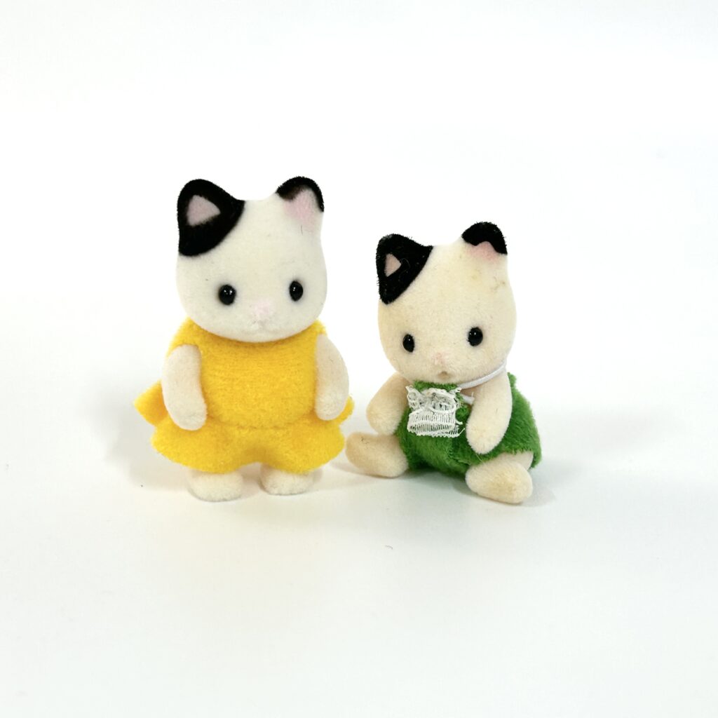 [used] Baby Charcoal Cat Sylvanian Families Calico Critters