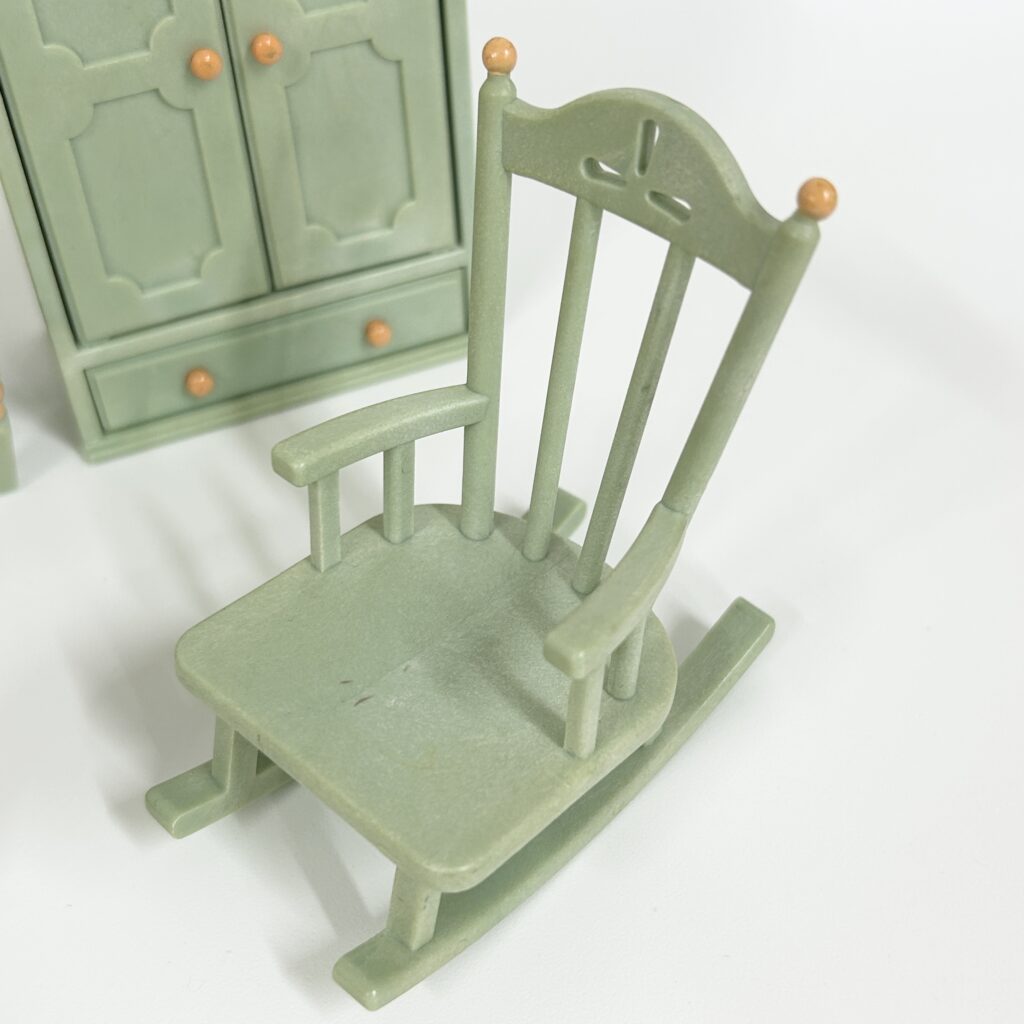 [used] Furnitures from Country Bedroom Set Sylvanian Families Calico Critters