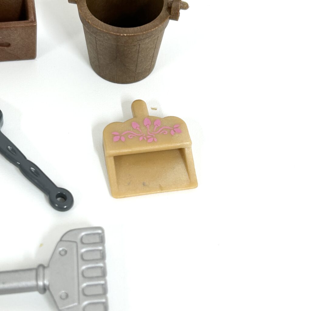 [used] Small Accessories Set Post Lamp and More Sylvanian Families Calico Critters