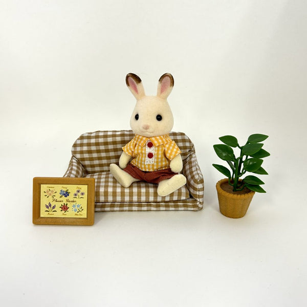 [Used] CHOCOLATE RABBIT FATHER & SOFA SET DF-07 Sylvanian Families