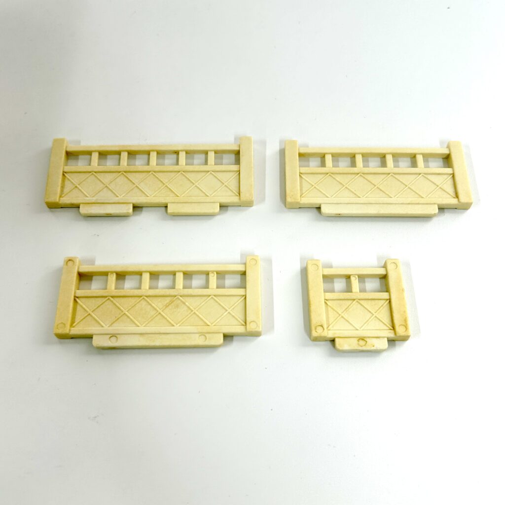 [used] Forest Market Pharmacy 2002 MI-43 Sylvanian Families Calico Critters