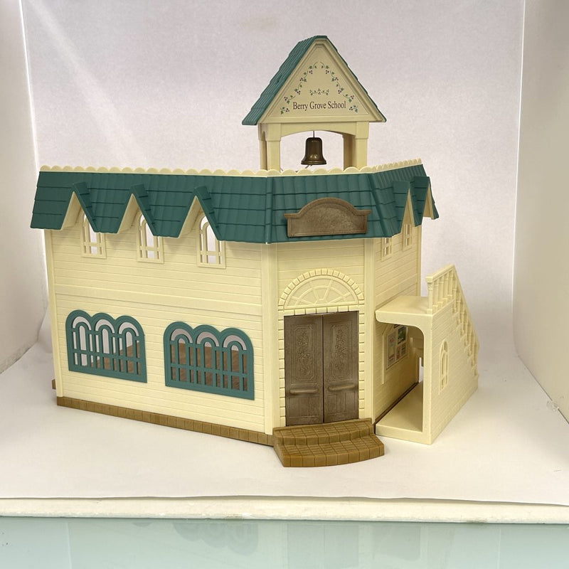 [Used] BERRY GROVE SCHOOL 4413 Epoch Sylvanian Families