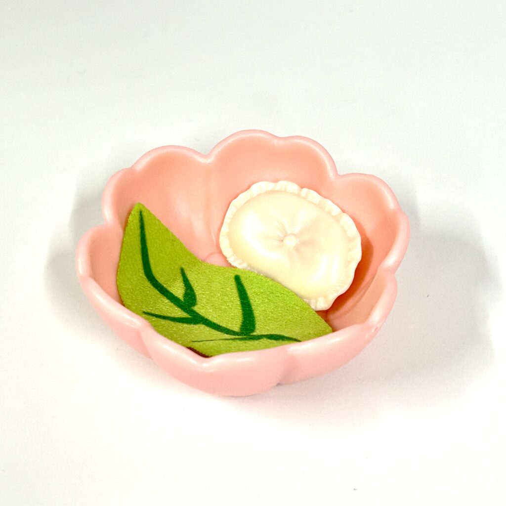 [used] Secret Forest Series Pink Flower Bed Familymart 2023 Sylvanian Families Calico Critters