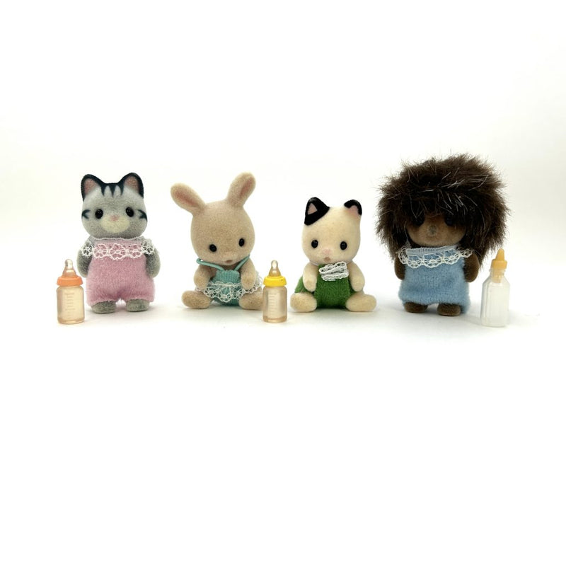 [Used] BABIES SET GRAYISH CAT MILK RABBIT CHARCOAL CAT HEDGEHOG Epoch Sylvanian Families