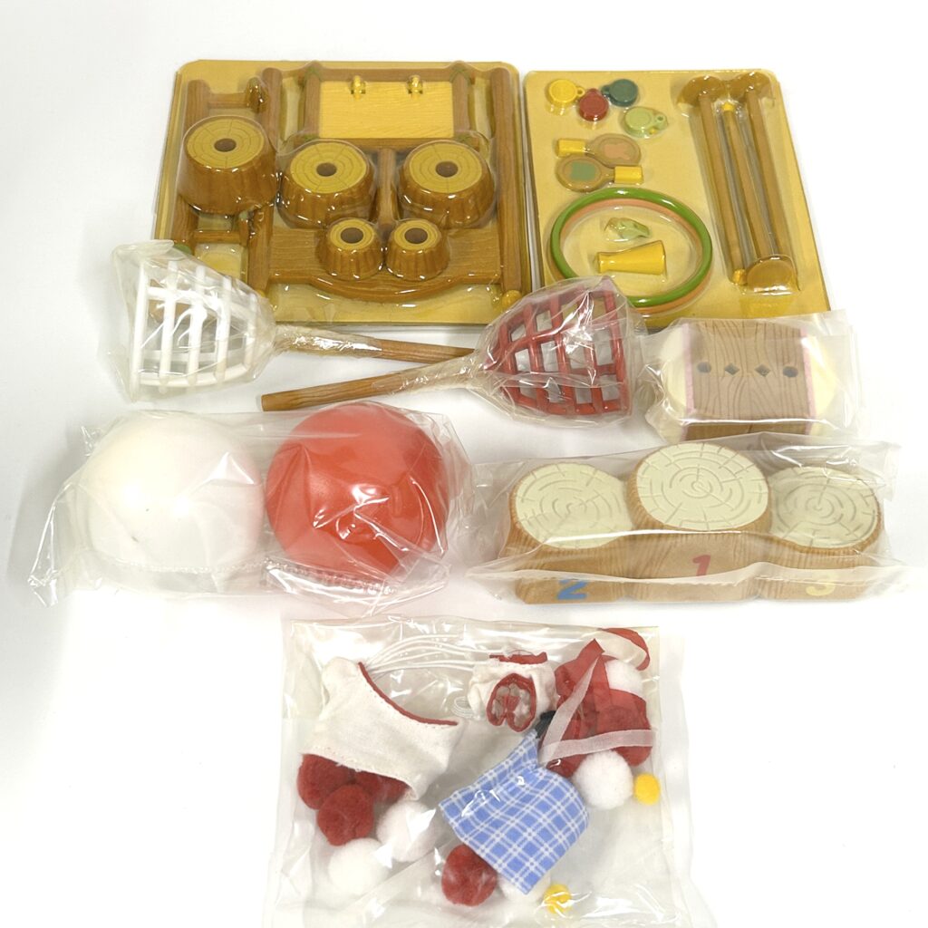 [used] Vintage School Sports Day Set 1998 S-08 Sylvanian Families Calico Critters