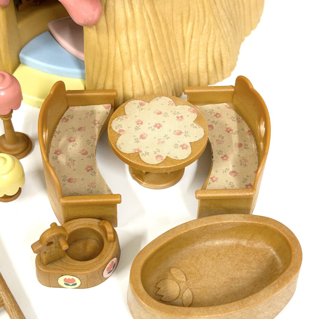 [used] Big Tree House In Baby Plaza Sylvanian Families Calico Critters