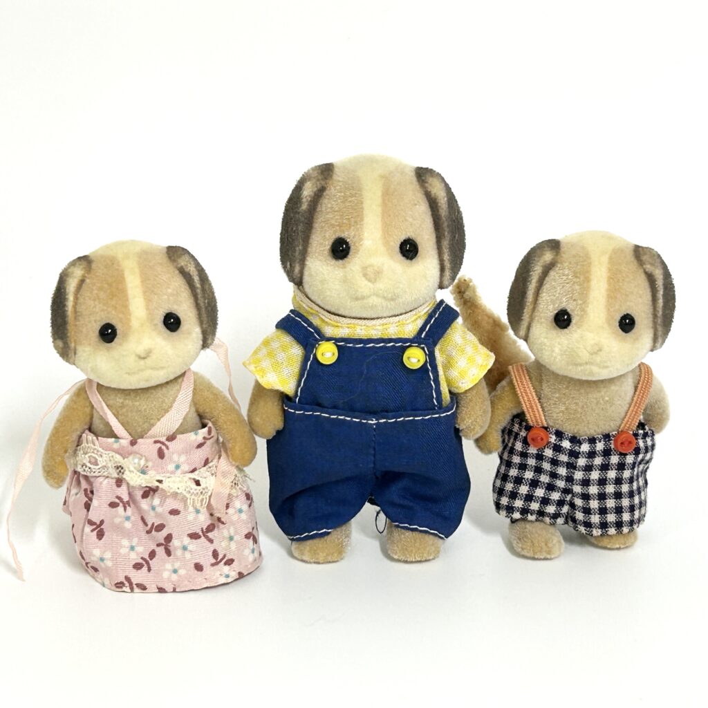 [used] Vintage Beagle Dog Family Sylvanian Families Calico Critters