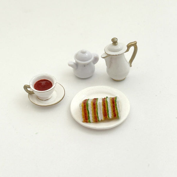 [Used] MINIATURE SANDWICH AND TEA SET Does not apply