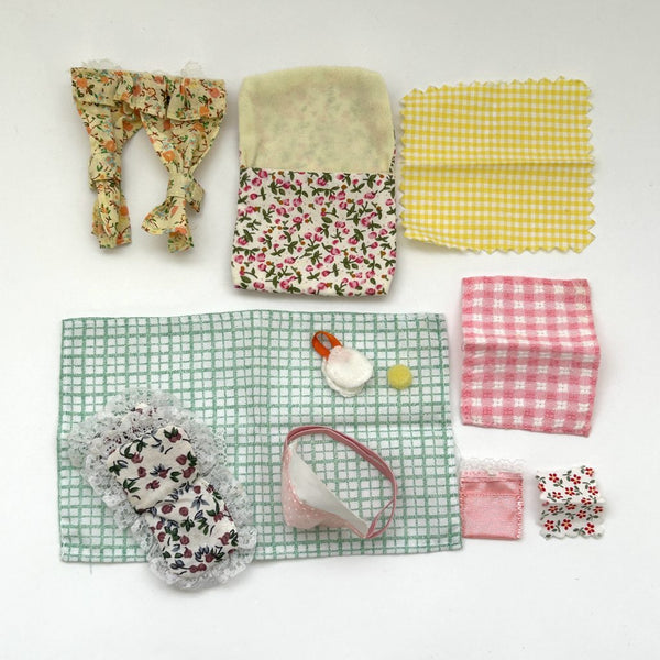 [Used] CURTAIN PICNIC BLANKET SET Epoch Sylvanian Families