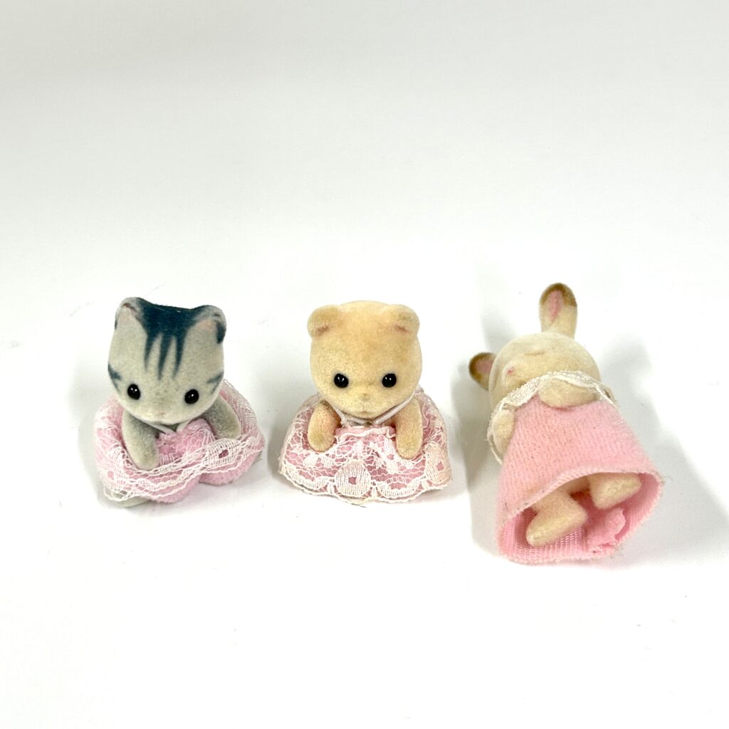 [used] Striped Cat Baby, Bear Baby, and Chocolate Rabbit Baby Sylvanian Families Calico Critters