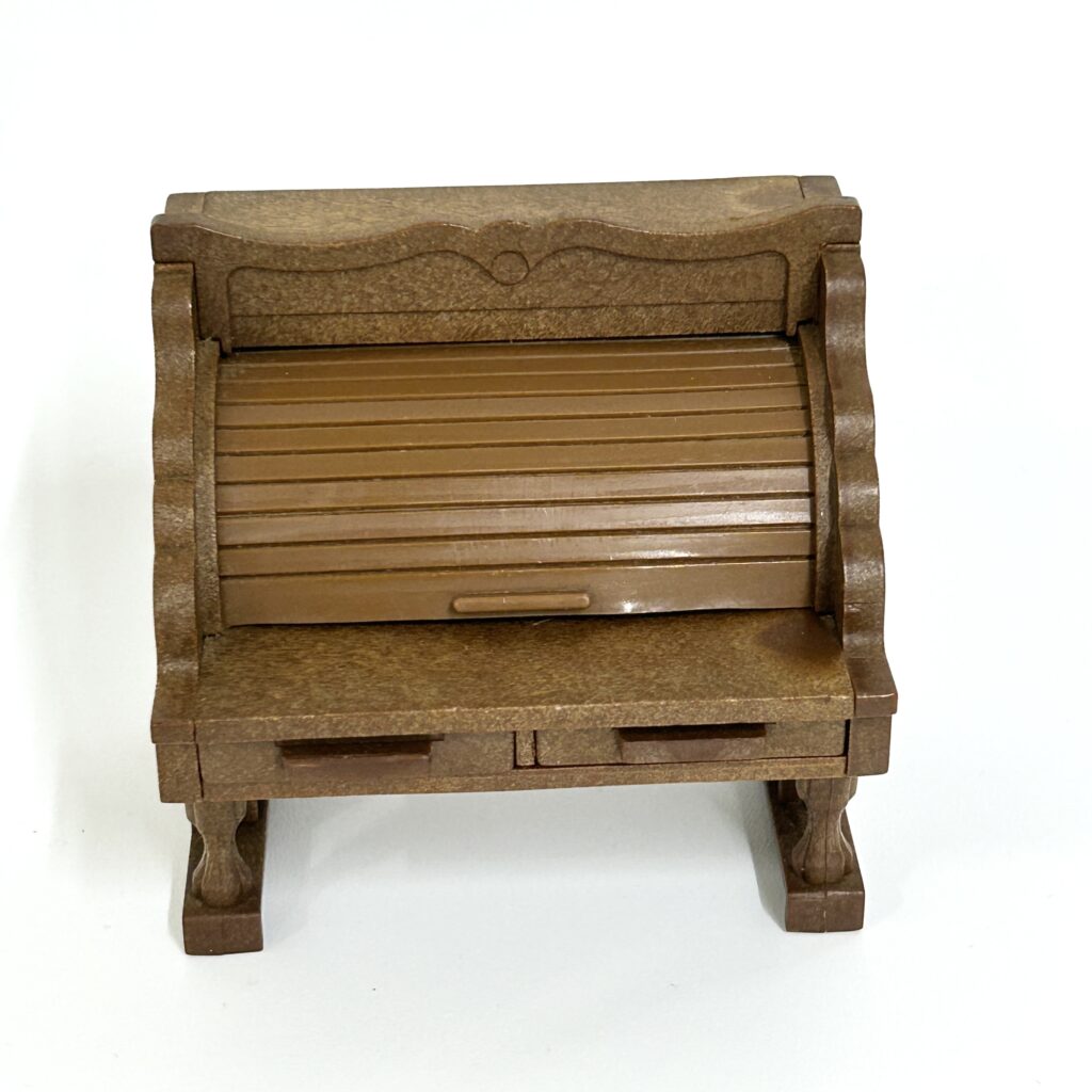 [used] Vintage Urban Life Writing Desk 1988 A-19 Sylvanian Families Calico Critters