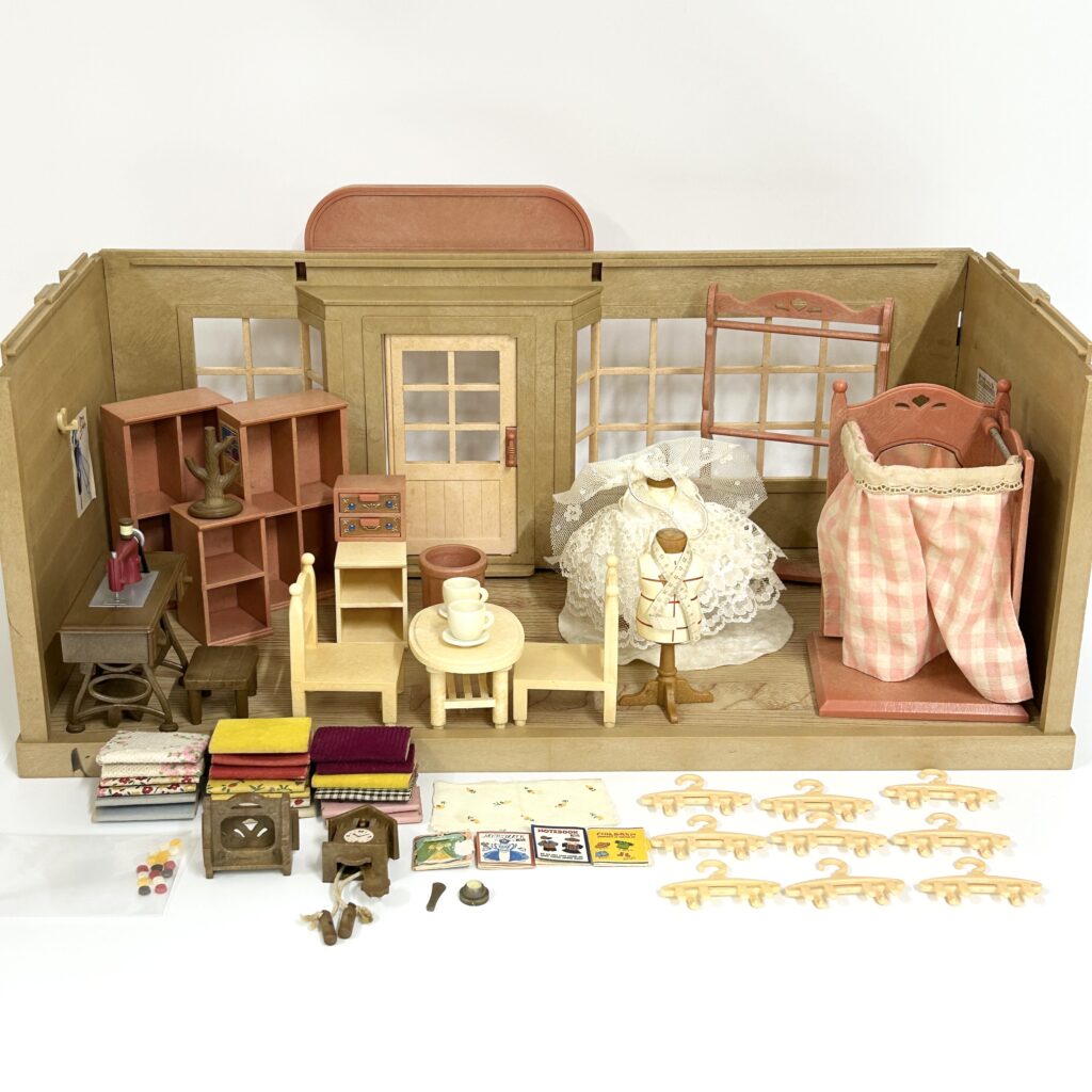[used] Vintage Dressmaker in the Forest 1994 HA-20 Sylvanian Families Calico Critters