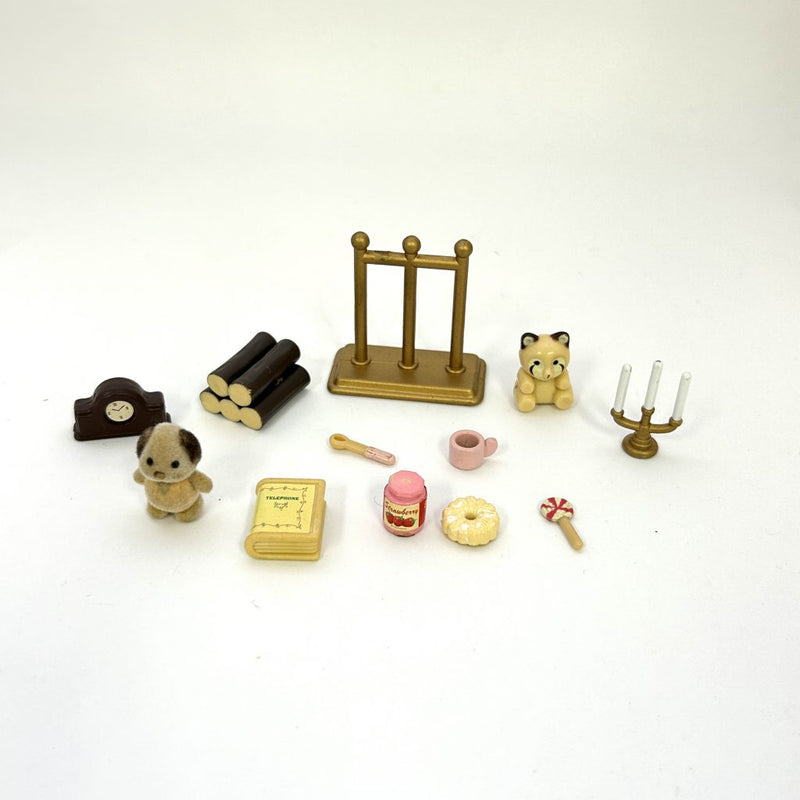 [Used] SMALL PARTS SET FIREPLACE ACCESSORIES AND VARIOUS OTHER ITEMS Calico Clitters Epoch Japan Sylvanian Families