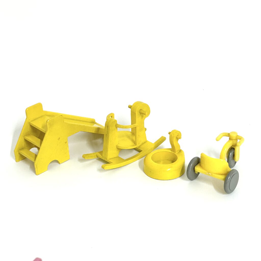 [used] Baby Furniture Set Yellow Sylvanian Families Calico Critters