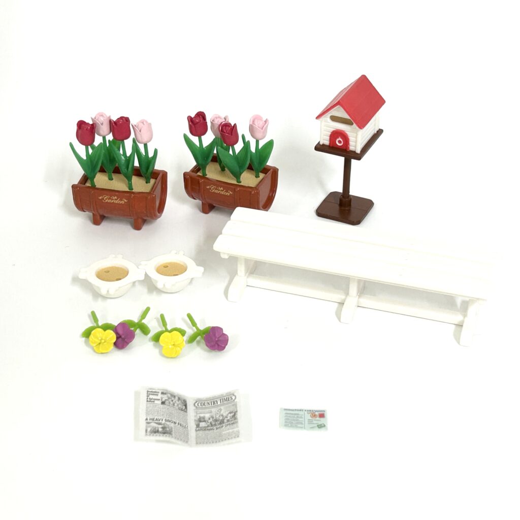 [usado] Juego de silla de jardín y buzón KA-603 Sylvanian Families Calico Critters