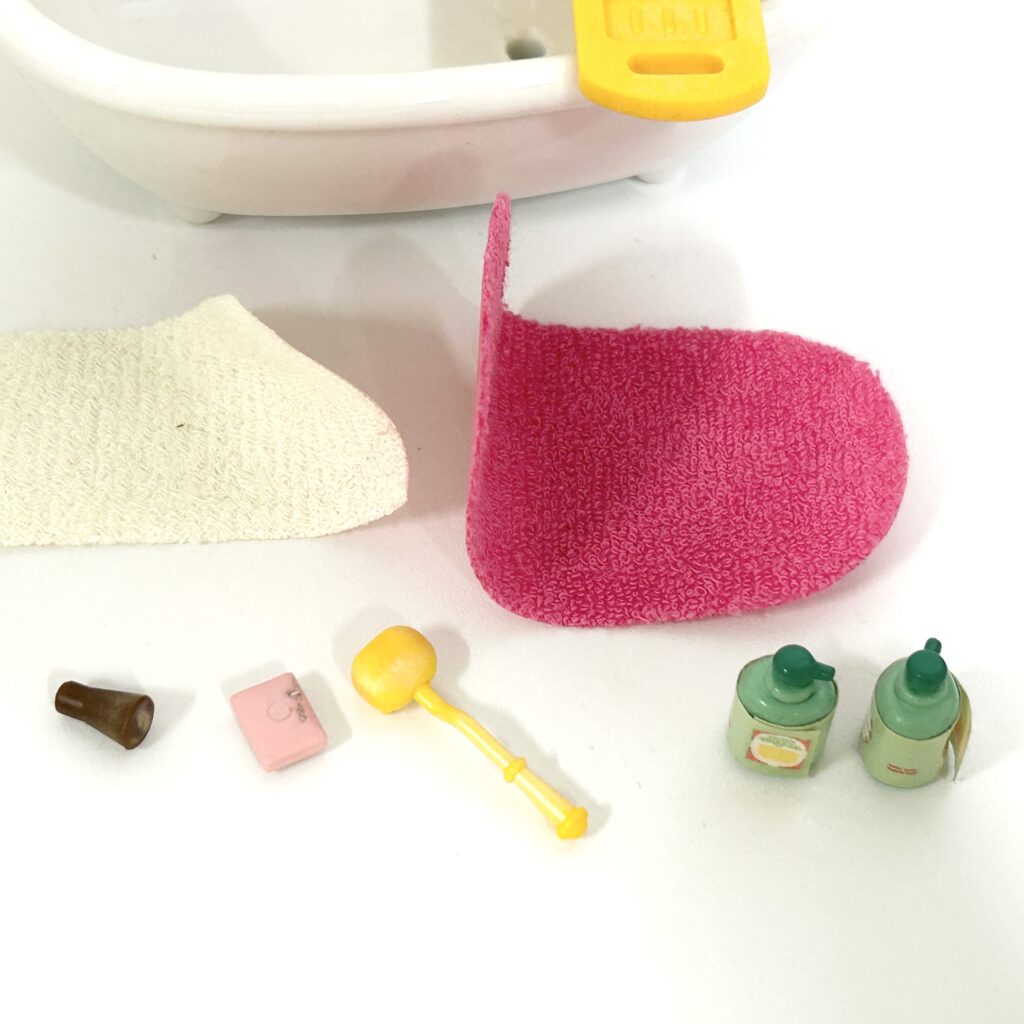 [used] Vintage Bath and Shower Set 1994 KA-66 Sylvanian Families Calico Critters