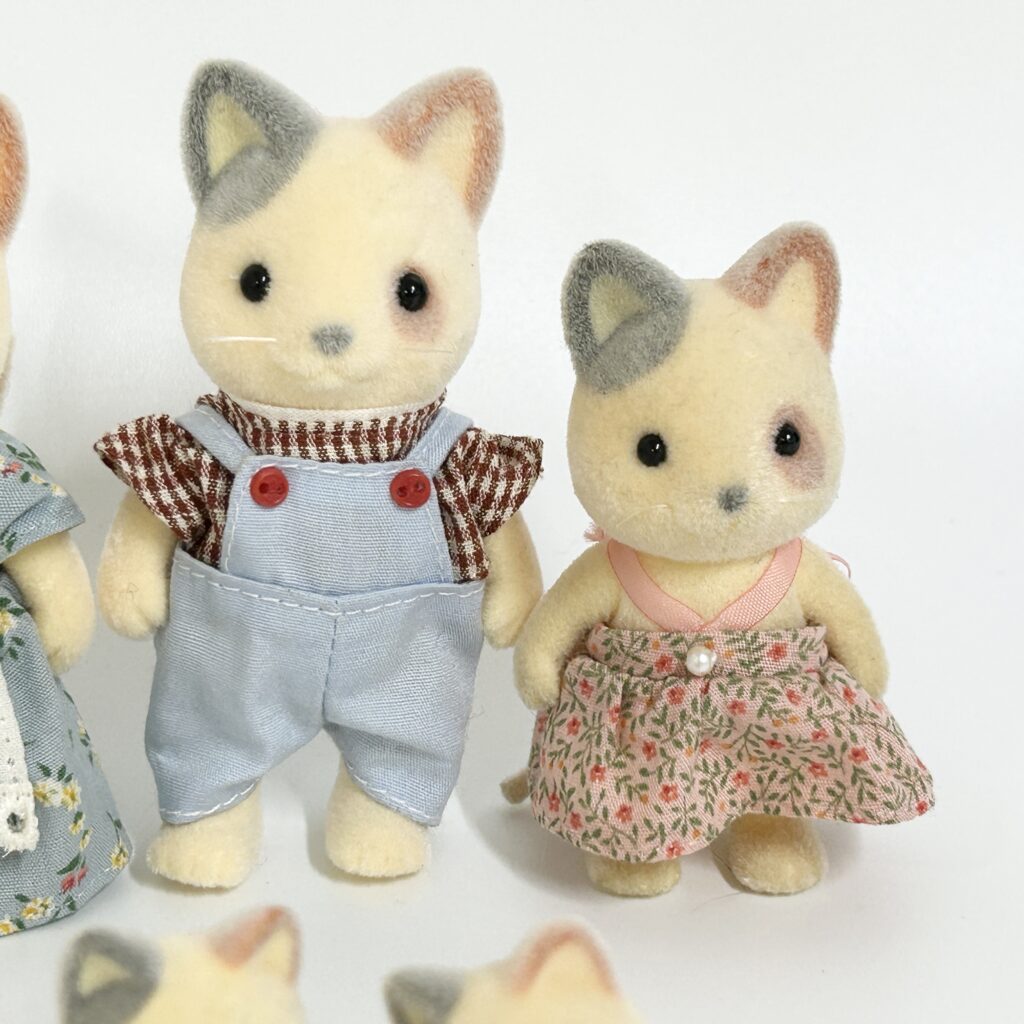 [used] Vintage Whisker Spotted Cat Faimly Sylvanian Families Calico Critters
