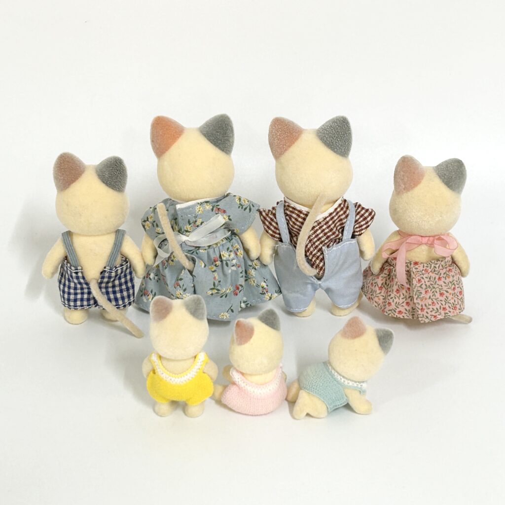[used] Vintage Whisker Spotted Cat Faimly Sylvanian Families Calico Critters