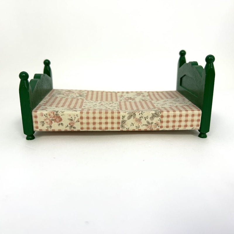 [Used] GREEN BED Epoch Japan Sylvanian Families