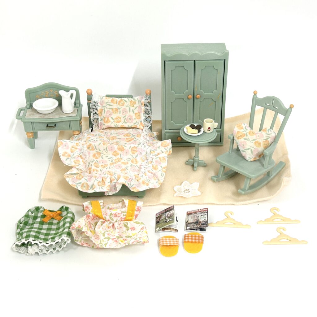[used] Vintage Cozy Bedroom Set 1999 SE-131 Sylvanian Families Calico Critters