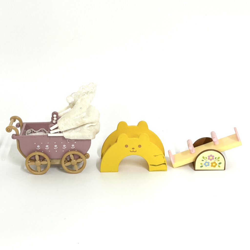 [used] Pram and Play Equipment Sylvanian Families Calico Critters