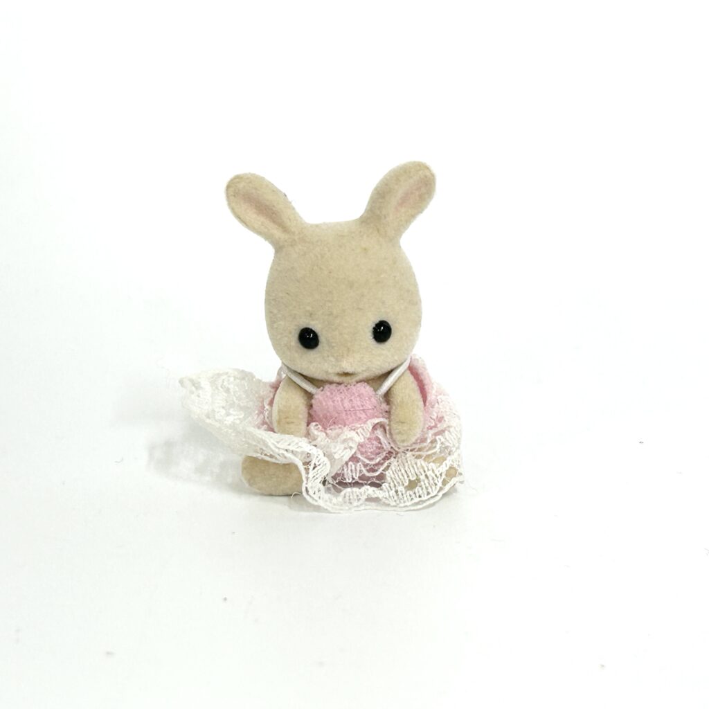 [used] Baby Carry Case Cradle Milk Rabbit 2012 B-21 Sylvanian Families Calico Critters