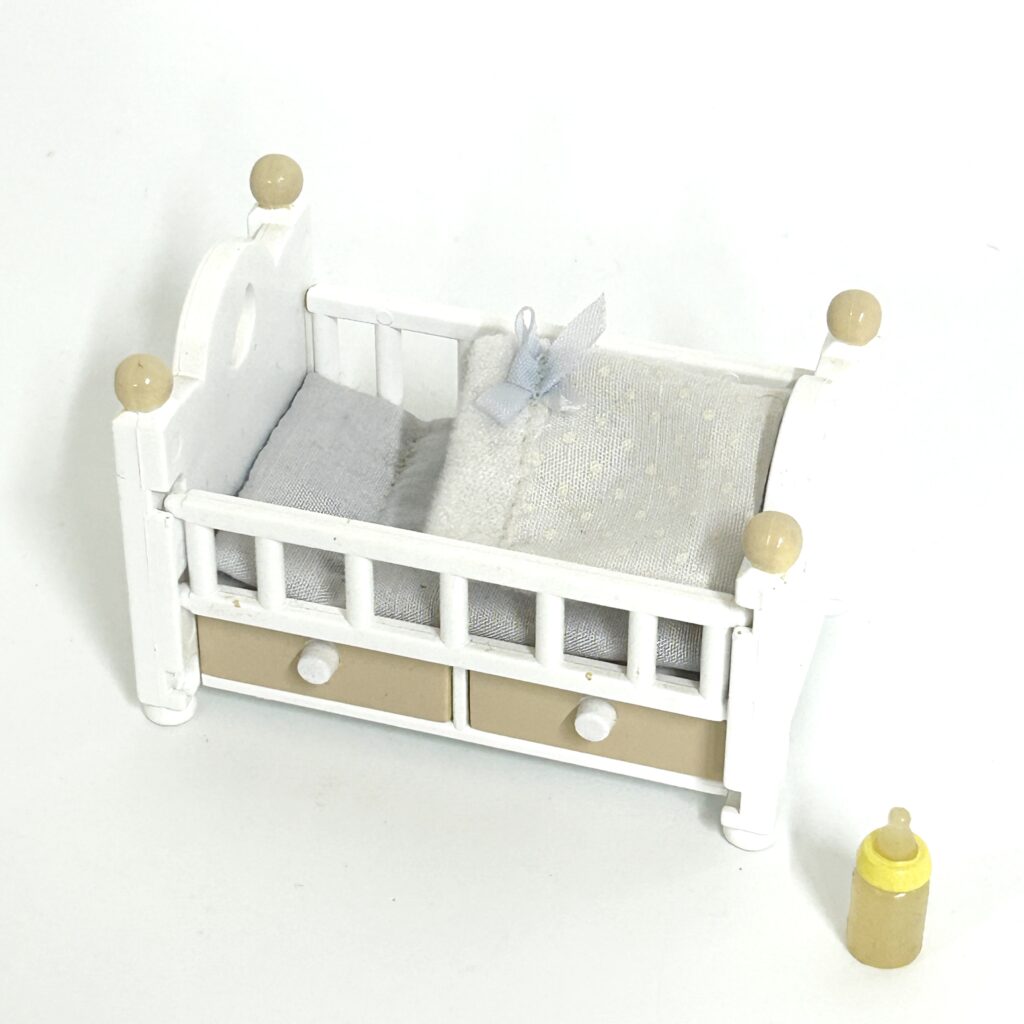 [used] Baby Bed / Crib KA-203 Sylvanian Families Calico Critters