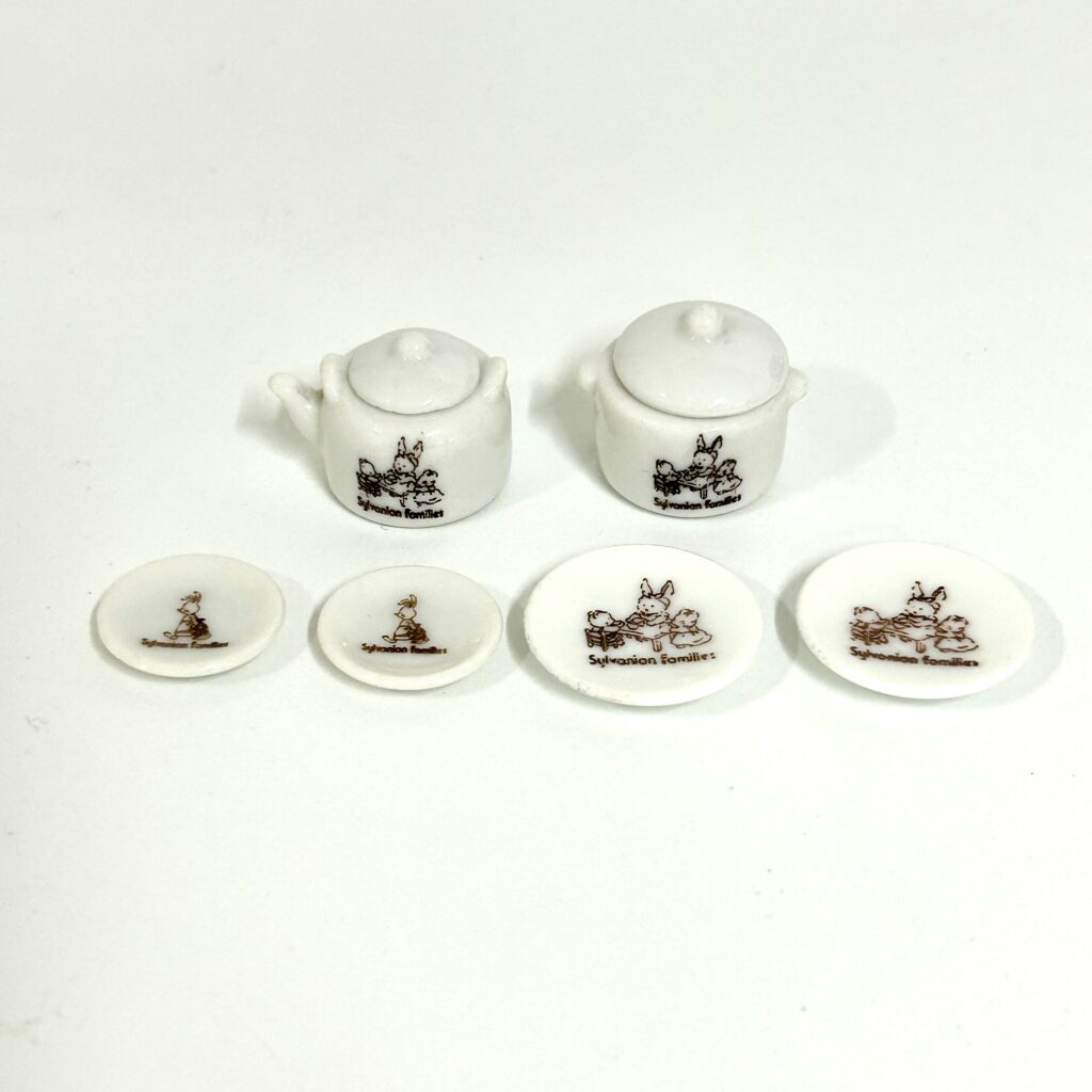 [used] Vintage Ceramic Kitchenware Set 1985 KA-17 Sylvanian Families Calico Critters