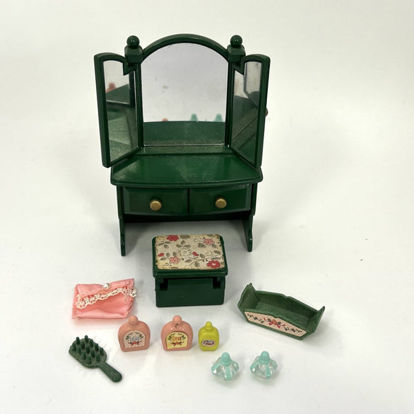 [Used] GREEN DRESSER SET Calico Clitters Epoch Japan Sylvanian Families