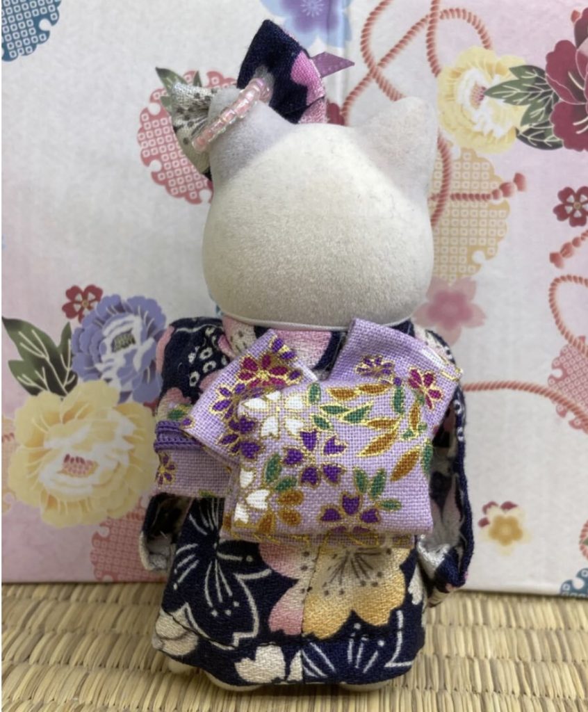 KIMONO AZUL MARINO PARA MADRES Calico Clitters Sylvanian Families