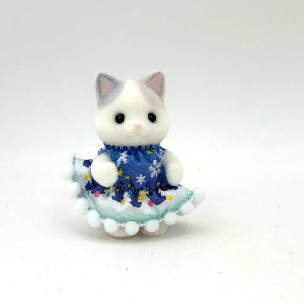 Latte Cat Baby Christmas Dress Sylvanian Families Calico Critters