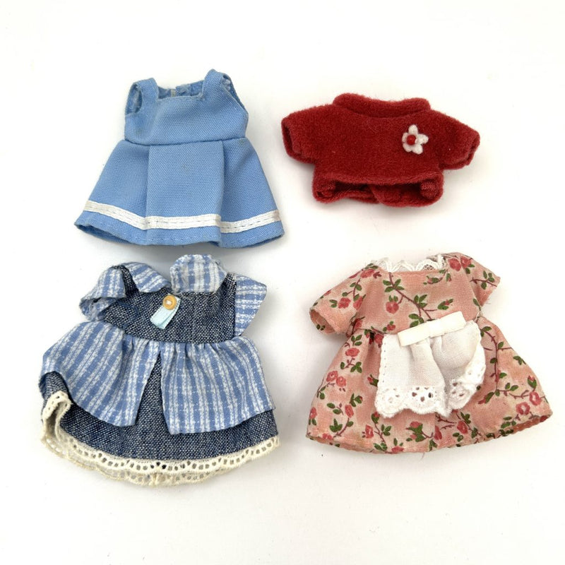 [Used] A SET OF MOTHER'S CLOTHES Japan Sylvanian Families