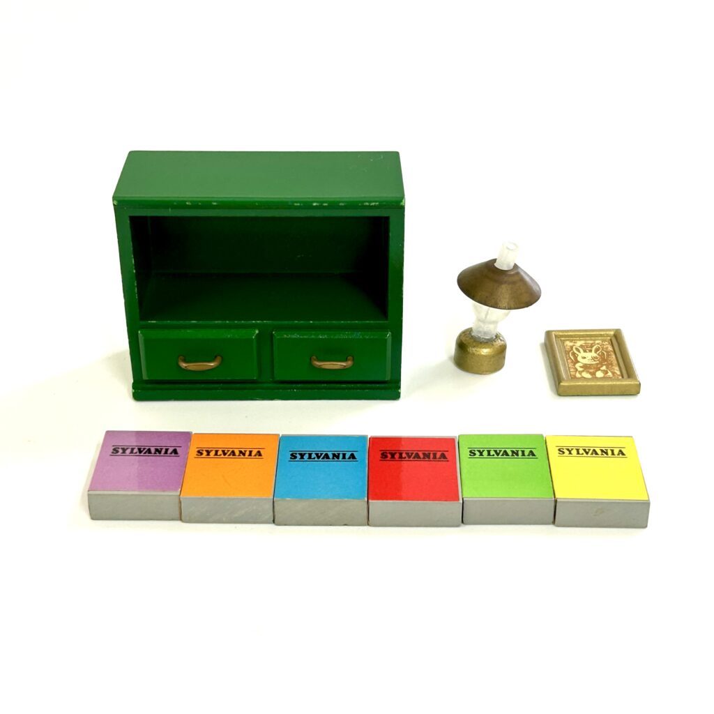 [used] Vintage Green Book Shelf Set Sylvanian Families Calico Critters