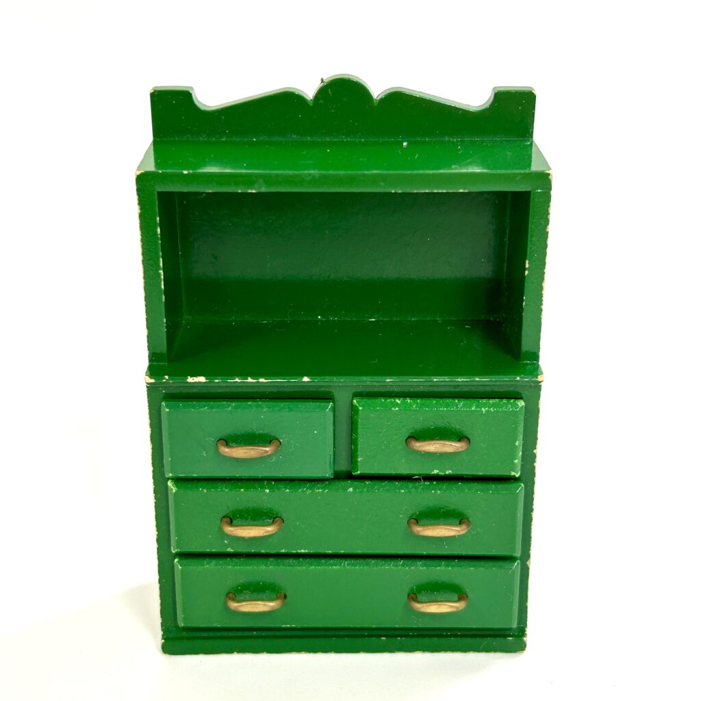 [used] Vintage Green Shelf and Mirror Sylvanian Families Calico Critters